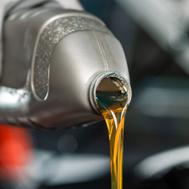 Oil Change for Truck and Bus in UAE